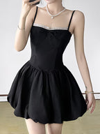 French-Style Elegant Cinched-Waist Bud Skirt, Color-Block Lace Trim Camisole Dress, Casual Short Dress with Cute Bow Accent on the Chest, Women's Summer Street Fashion Black Dress