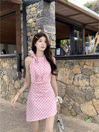 Summer Halter Neck Off-Shoulder Pink Plaid Sleeveless Dress Irregular Bow Design Skirt Women, Pink Off-Shoulder Sleeveless Halter Neck Plaid Dress Women'S Spring 2026 New Bow French Hip-Wrap Short Skirt
