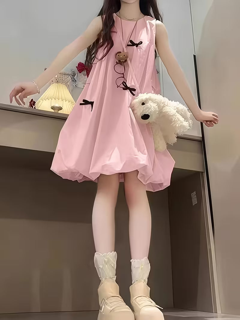 Charming Pink Sleeveless Bubble Skirt Dress with a Cute Black Bow Decoration, Featuring a Relaxed Fit That Gives a Youthful Appearance