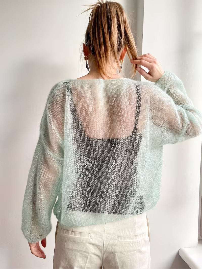 Women's Casual Elegant Sweater, Loose-Fit Solid Color Top