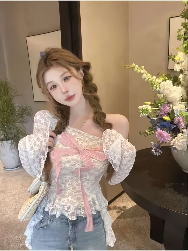 American Pure Desire New Off-The-Shoulder Lace Top Women'S Spring Cute Bow Design Sense Fashion Temperament Unique Elegant Beautiful Slim-Fitting Atmosphere Sweet Spicy Ruffle Versatile Long-Sleeved Top